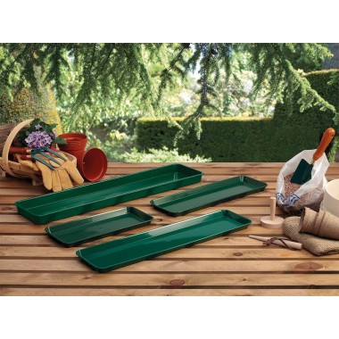 Große grüne Fensterbank-Ablage