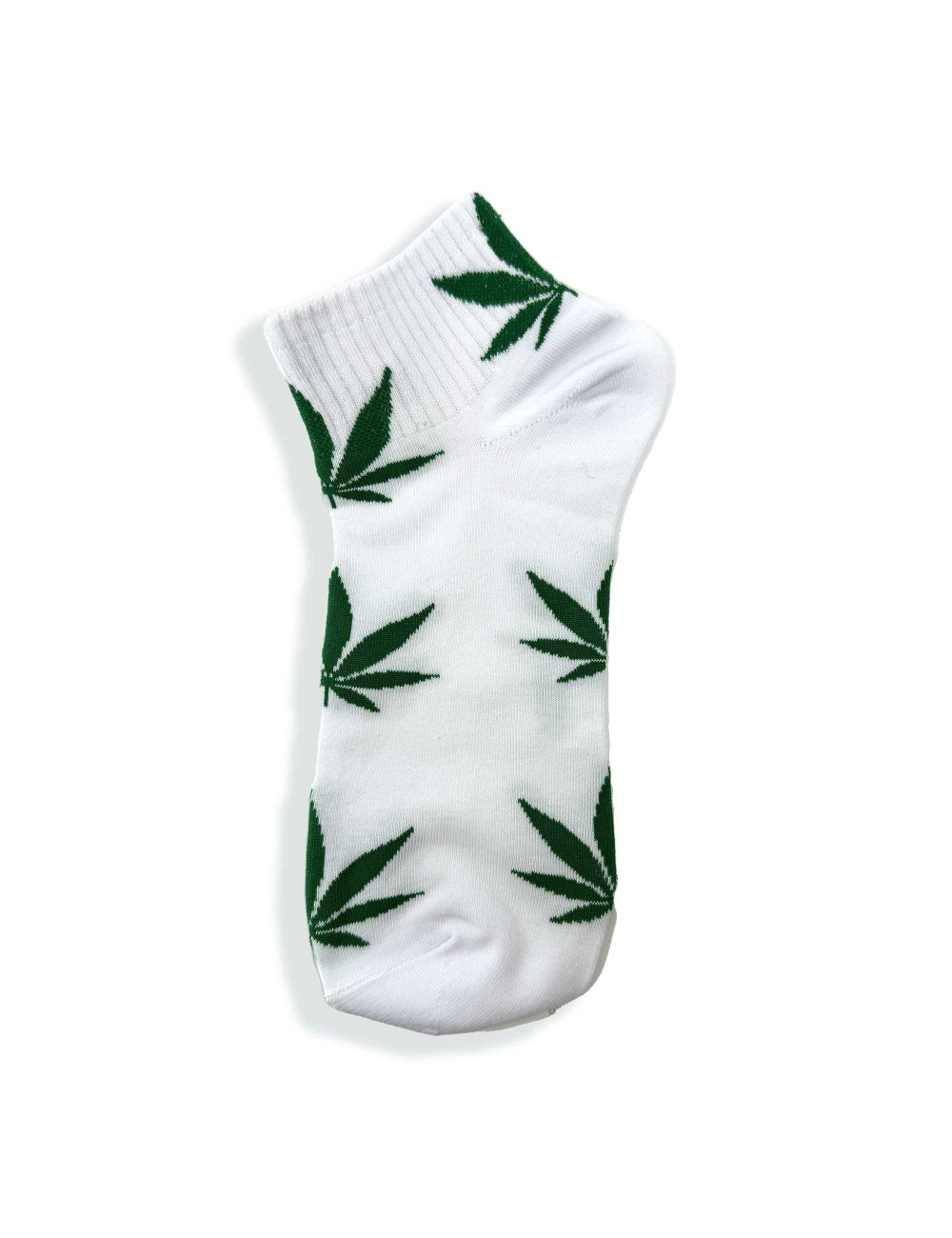 Yeşil kenevir yapraklı beyaz çoraplar